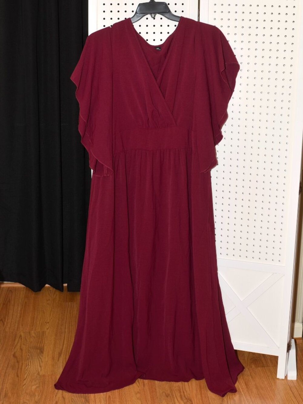 Plus Size 2XL Elegant Burgundy V-Neck Flutter Sleeve Faux-Wrap Slit Maxi Dress